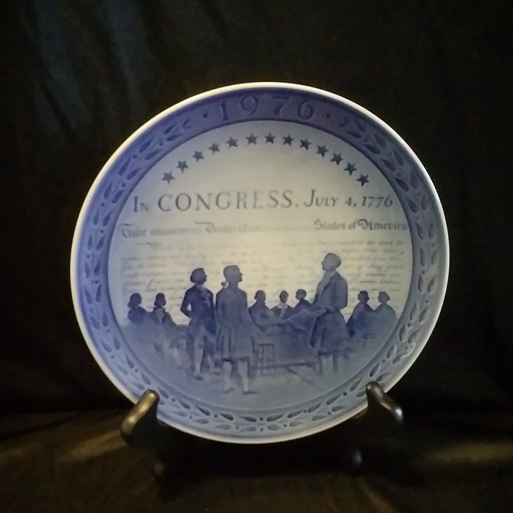 ROYAL COPENHAGEN CHRISTMAS PLATE 1976 UNITED STATES BICENTENARY Denmark